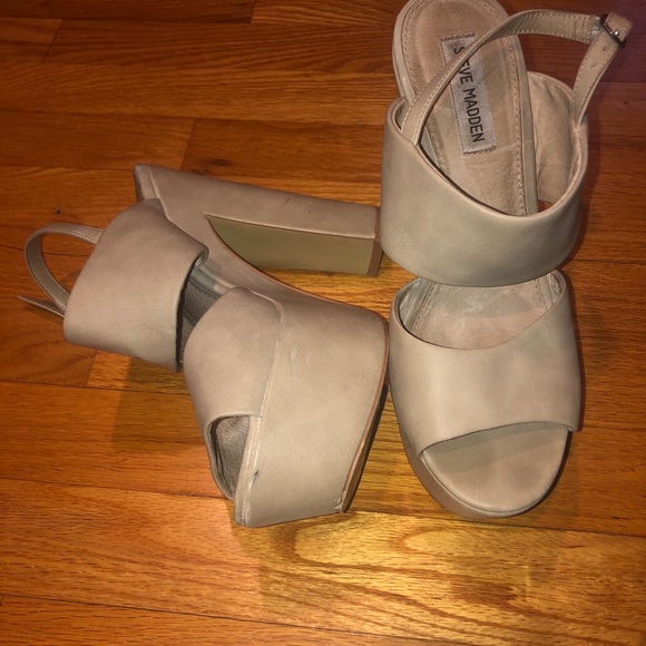 Steve Madden Platform Heels - Picture 4 of 4